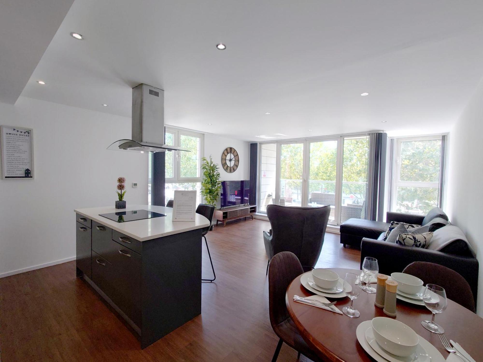 Fully Serviced Two Bed Apartment By Excel & O2 Лондон Екстериор снимка